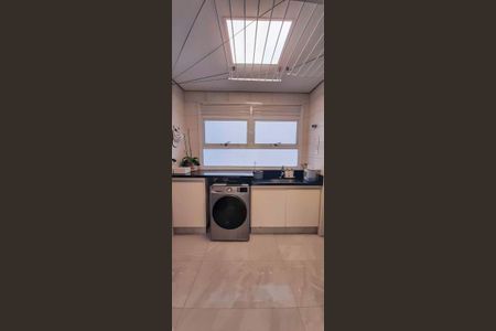 Apartamento à venda com 187m², 3 quartos e 3 vagasÁrea de Serviço