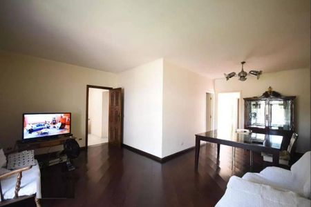 Casa à venda com 3 quartos, 295m² em Butantã, São Paulo