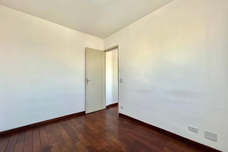 Apartamento à venda com 60m², 2 quartos e 1 vaga Apartamento à venda com 60m², 2 quartos e 1 vagaQuarto 1
