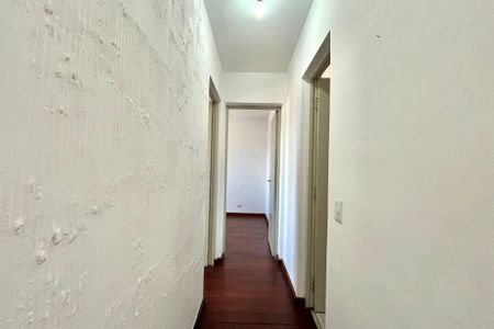 Apartamento à venda com 60m², 2 quartos e 1 vaga Apartamento à venda com 60m², 2 quartos e 1 vagaCorredor