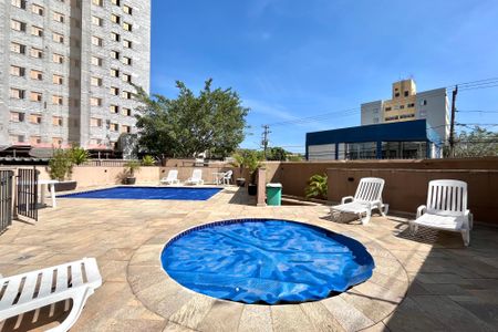 Apartamento à venda com 60m², 2 quartos e 1 vaga Apartamento à venda com 60m², 2 quartos e 1 vagaÁrea comum - Piscina