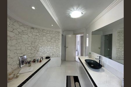 Casa para alugar com 4 quartos, 625m² em Vila Santo Antônio, Cotia