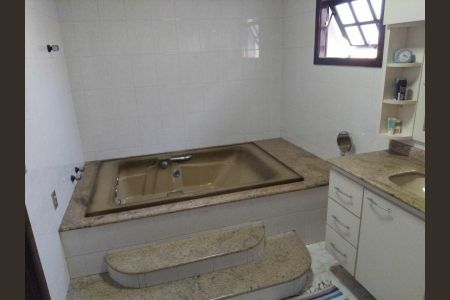 Casa à venda com 400m², 3 quartos e 4 vagas