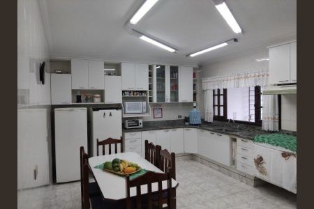 Casa à venda com 400m², 3 quartos e 4 vagas