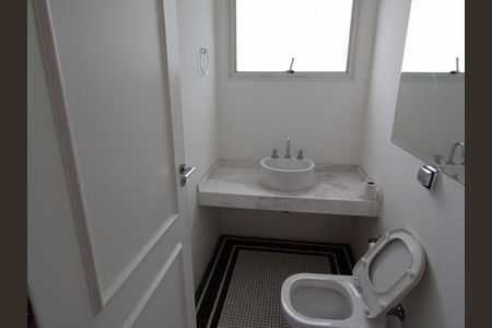 Casa para alugar com 5 quartos, 700m² em Residencial Zero (Tambore), Santana de Parnaíba