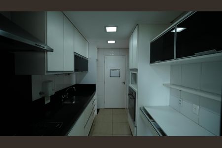Apartamento à venda com 114m², 3 quartos e 3 vagasCozinha