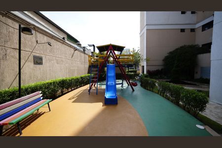 Apartamento à venda com 114m², 3 quartos e 3 vagasÁrea comum - Playground