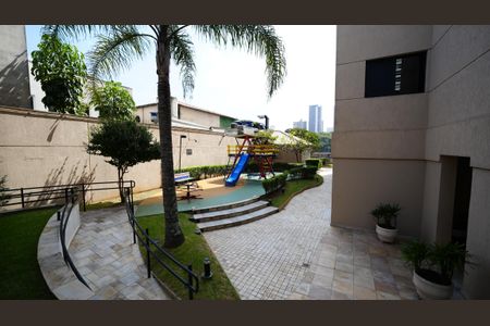 Apartamento à venda com 114m², 3 quartos e 3 vagasÁrea comum - Playground