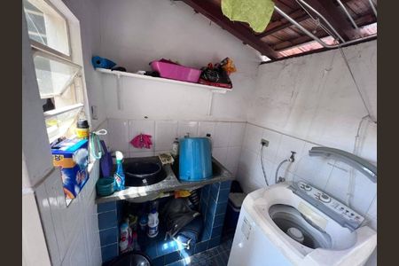 Casa à venda com 3 quartos, 215m² em Floresta, Belo Horizonte