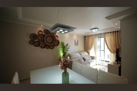 Sala de apartamento à venda com 2 quartos, 67m² em Vila Homero Thon, Santo André