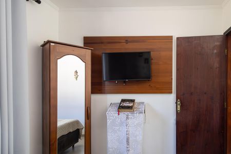 Quarto 1 de apartamento à venda com 2 quartos, 55m² em Jardim São Luís, São Paulo