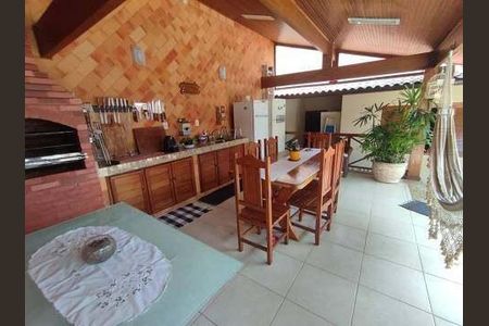 Casa à venda com 4 quartos, 250m² em Taquara, Rio de Janeiro