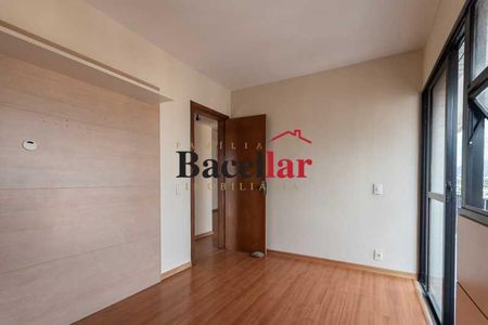 Apartamento à venda com 69m², 2 quartos e 1 vaga
