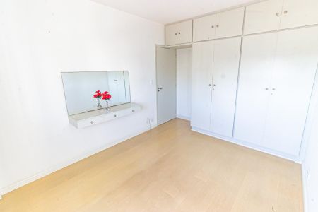 Apartamento à venda com 80m², 3 quartos e 1 vagaQuarto 2