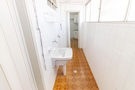 Apartamento à venda com 80m², 3 quartos e 1 vagaÁrea de Serviço