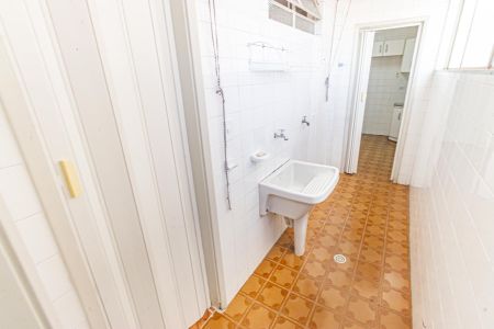 Apartamento à venda com 80m², 3 quartos e 1 vagaÁrea de Serviço
