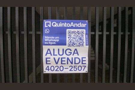 Placa de casa para alugar com 3 quartos, 120m² em Vila Carrão, São Paulo