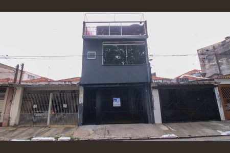 Fachada de casa para alugar com 3 quartos, 120m² em Vila Carrão, São Paulo