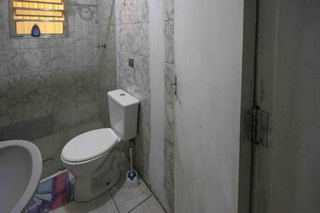 Casa para alugar com 120m², 2 quartos e 1 vagaBanheiro