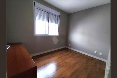 Apartamento à venda com 3 quartos, 59m² em Jardim Mimar, São Paulo