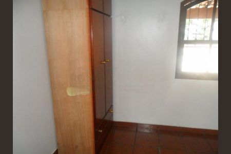 Casa à venda com 3 quartos, 147m² em Vila Santa Maria, São Paulo