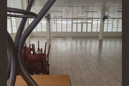 Apartamento à venda com 60m², 2 quartos e 1 vaga