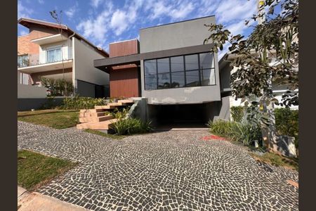 Casa à venda com 3 quartos, 300m² em Swiss Park, Campinas