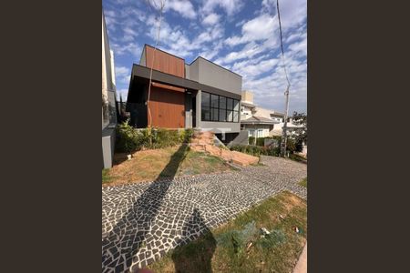 Casa à venda com 300m², 3 quartos e 4 vagas