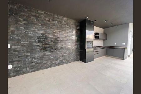 Casa à venda com 300m², 3 quartos e 4 vagas