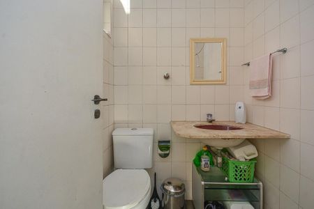 Banheiro3 de casa à venda com 3 quartos, 198m² em Vila Campo Grande, São Paulo