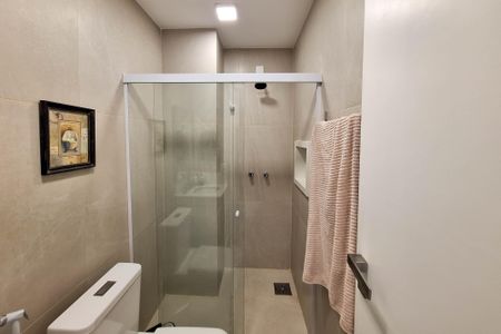 Apartamento para alugar com 102m², 1 quarto e 2 vagasBanheiro da Suíte 1