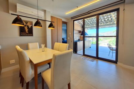 Apartamento para alugar com 102m², 1 quarto e 2 vagasSala