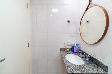 Apartamento à venda com 67m², 2 quartos e 1 vagaBanheiro Social