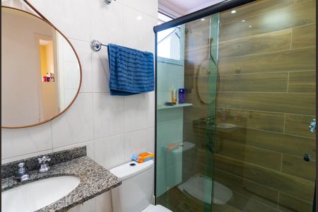 Apartamento à venda com 67m², 2 quartos e 1 vagaBanheiro Social