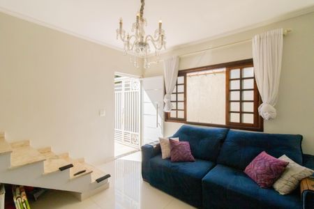 Casa de condomínio à venda com 120m², 2 quartos e 1 vaga Casa de condomínio à venda com 120m², 2 quartos e 1 vagaSala
