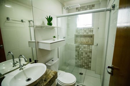 Apartamento para alugar com 62m², 1 quarto e 1 vaga Apartamento para alugar com 62m², 1 quarto e 1 vagaBanheiro da Suíte 1