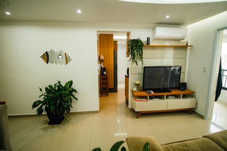 Sala de apartamento para alugar com 1 quarto, 62m² em Guilhermina, Praia Grande