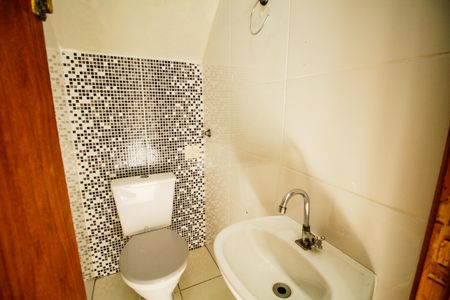 Casa de condomínio para alugar com 70m², 2 quartos e 1 vagaLavabo