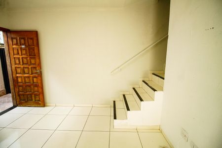 Casa de condomínio para alugar com 70m², 2 quartos e 1 vagaSala