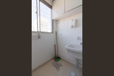 Apartamento para alugar com 58m², 2 quartos e 1 vagaÁrea de Serviço