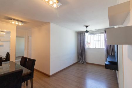 Sala de apartamento para alugar com 2 quartos, 58m² em Vila Sao Silvestre (zona Leste), São Paulo