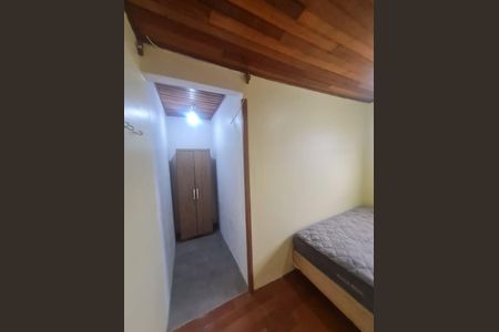 Quarto 2 de apartamento para alugar com 2 quartos, 60m² em Partenon, Porto Alegre