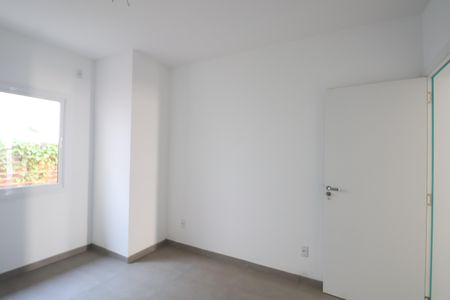 Casa para alugar com 73m², 3 quartos e 2 vagasSuite