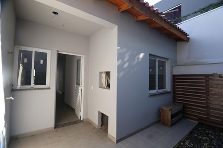 Casa para alugar com 73m², 3 quartos e 2 vagasÁrea externa