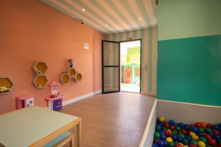 Studio para alugar com 28m², 1 quarto e sem vaga Studio para alugar com 28m², 1 quarto e sem vagaBrinquedoteca