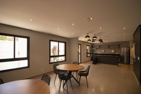 Studio para alugar com 28m², 1 quarto e sem vaga Studio para alugar com 28m², 1 quarto e sem vagaÁrea comum - Salão de festas