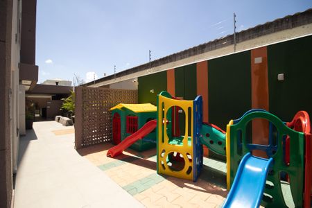 Studio para alugar com 28m², 1 quarto e sem vaga Studio para alugar com 28m², 1 quarto e sem vagaÁrea comum - Playground