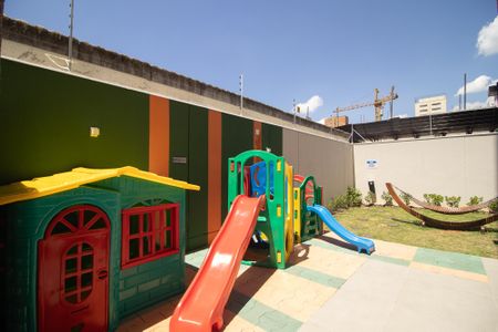 Studio para alugar com 28m², 1 quarto e sem vaga Studio para alugar com 28m², 1 quarto e sem vagaÁrea comum - Playground