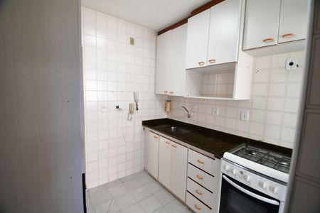 Apartamento para alugar com 65m², 2 quartos e 1 vagaCozinha
