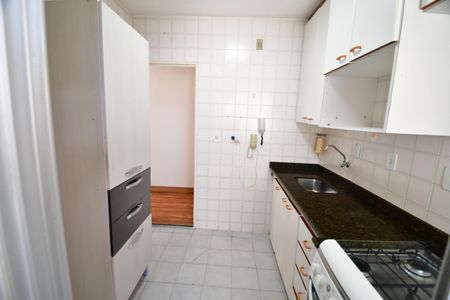 Apartamento para alugar com 65m², 2 quartos e 1 vagaCozinha